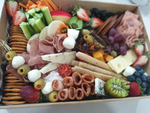 Load image into Gallery viewer, Grazing Box - Savoury