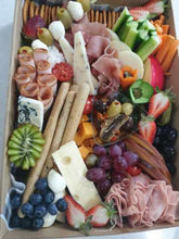 Load image into Gallery viewer, Grazing Box - Savoury